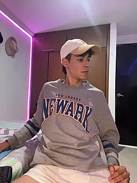 Milo Gunnar online show from March 19, 10:14 pm