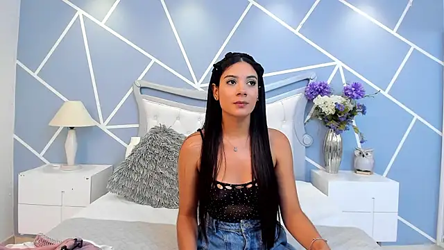 EmmaFosther online show from July 15, 6:24 pm