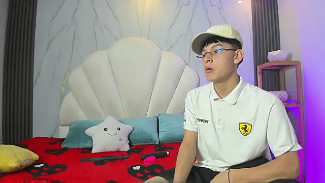 Snapshot of Alexander_Ammy chatting on March 18, 6:05 am Alexander Ammy online show from March 18, 6:05 am