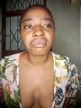 Snapshot of SexypuppyXX chatting on March 22, 6:11 pm SexypuppyXX online show from March 22, 6:11 pm