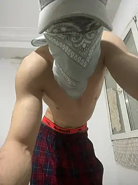 alextn22 online show from March 20, 8:25 pm