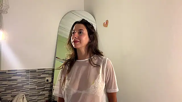 Julieta Jol online show from July 27, 2:02 pm