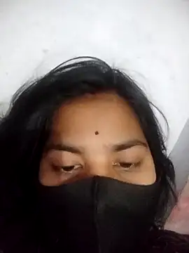 Snapshot of Pallavi_cute chatting on April 15, 9:05 am Pallavi cute online show from April 15, 9:05 am