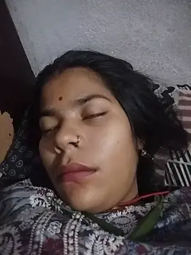Pallavi cute online show from August 6, 10:33 pm