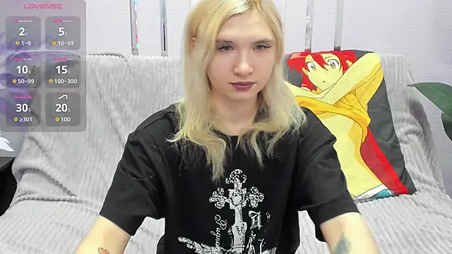 Naomi Blondie online show from March 23, 2:48 am