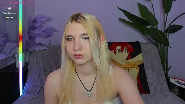 Naomi Blondie online show from March 31, 3:08 am