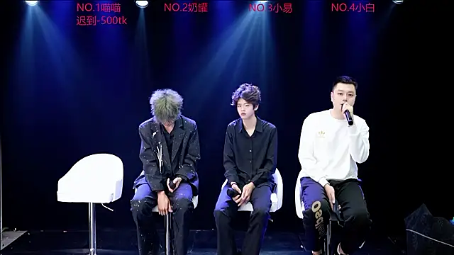 Snapshot of handsomeboy-002 chatting on March 27, 6:07 pm handsomeboy-002 online show from March 27, 6:07 pm