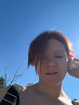 NinaParri online show from June 5, 3:35 am