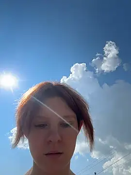 NinaParri online show from June 14, 4:14 am
