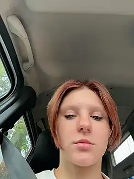 NinaParri online show from June 18, 2:34 am