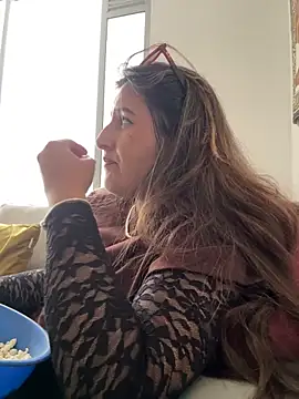 Snapshot of rafaella_stefano chatting on June 15, 10:23 pm rafaella stefano online show from June 15, 10:23 pm