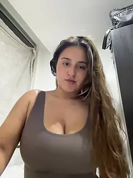 Snapshot of rafaella_stefano chatting on June 29, 3:24 am rafaella stefano online show from June 29, 3:24 am