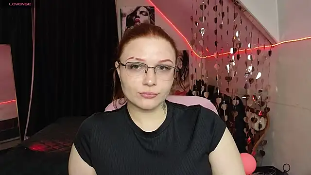 Snapshot of MilleyScott chatting on May 10, 7:52 pm MilleyScott online show from May 10, 7:52 pm