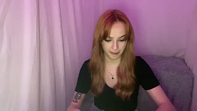 Snapshot of EvaKapnist chatting on April 30, 8:57 pm EvaKapnist online show from April 30, 8:57 pm