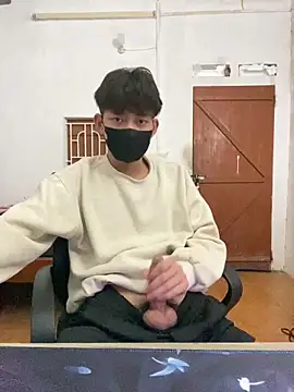 Snapshot of Funkin- chatting on March 21, 11:26 am Funkin- online show from March 21, 11:26 am