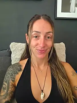 NicoleKaiser online show from June 28, 8:09 am