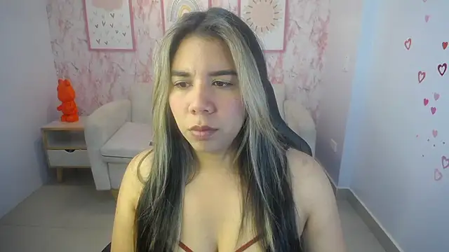 Thalia ch1 online show from March 24, 1:05 pm