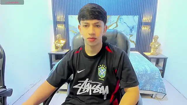 AdrianFranko online show from June 3, 1:25 pm
