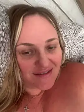 1SexyQueen online show from June 30, 3:02 pm