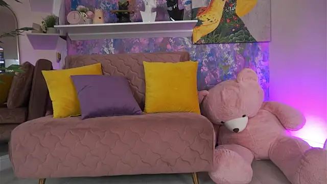 Snapshot of JessyeBlake chatting on March 21, 8:19 am JessyeBlake online show from March 21, 8:19 am