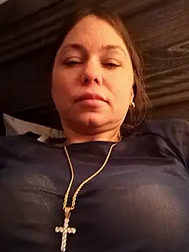 Snapshot of Couple_qc chatting on March 20, 3:44 am Couple qc online show from March 20, 3:44 am