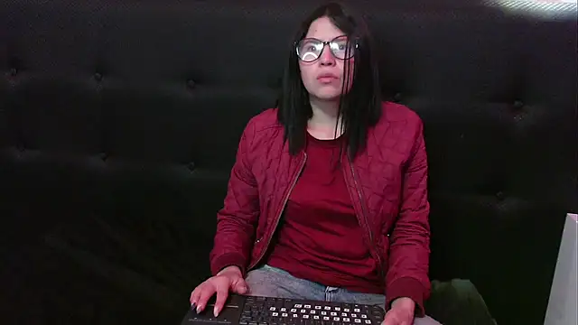 Snapshot of Cata_black chatting on March 24, 12:54 pm Cata black online show from March 24, 12:54 pm