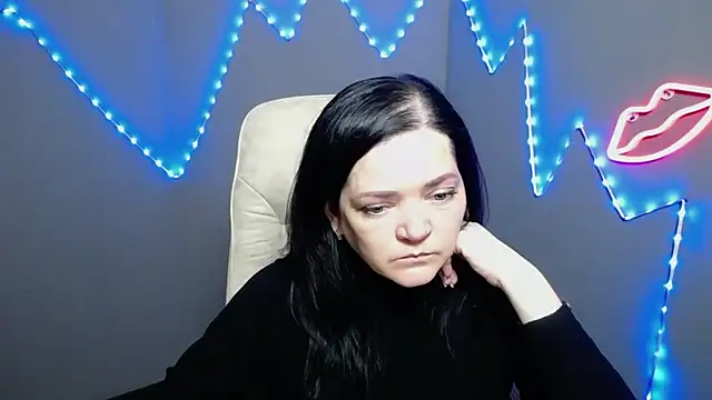 Snapshot of LauraFinn chatting on March 21, 7:17 pm LauraFinn online show from March 21, 7:17 pm