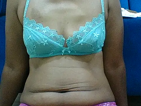 Snapshot of Mipho5 chatting on March 18, 3:20 am Mipho5 online show from March 18, 3:20 am