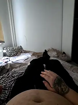 Snapshot of OssiBigCum chatting on March 26, 9:26 am OssiBigCum online show from March 26, 9:26 am