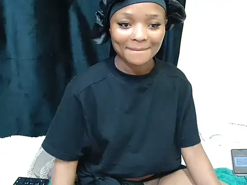 Snapshot of babyface205 chatting on March 21, 3:44 am babyface205 online show from March 21, 3:44 am