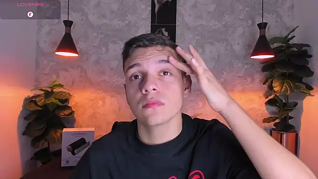 Snapshot of ian_jacob chatting on March 26, 7:30 pm ian jacob online show from March 26, 7:30 pm