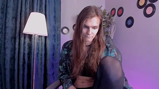 WillFobos online show from July 12, 9:06 pm