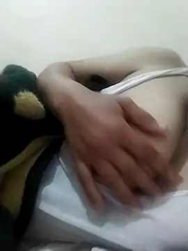 Snapshot of Fi97 chatting on March 28, 6:35 am Fi97 online show from March 28, 6:35 am