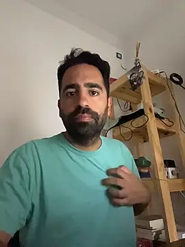 Snapshot of Can-14 chatting on March 19, 8:57 pm Can-14 online show from March 19, 8:57 pm