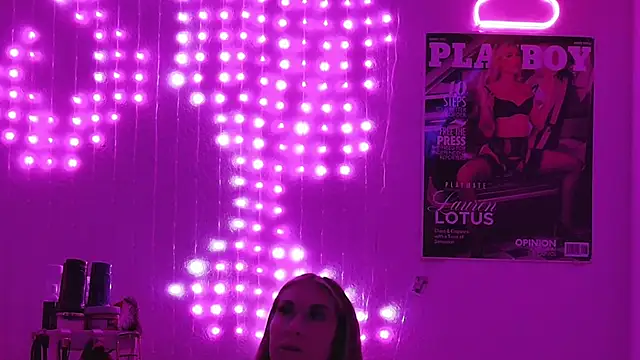 Snapshot of laurenlotus chatting on July 25, 2:36 pm laurenlotus online show from July 25, 2:36 pm