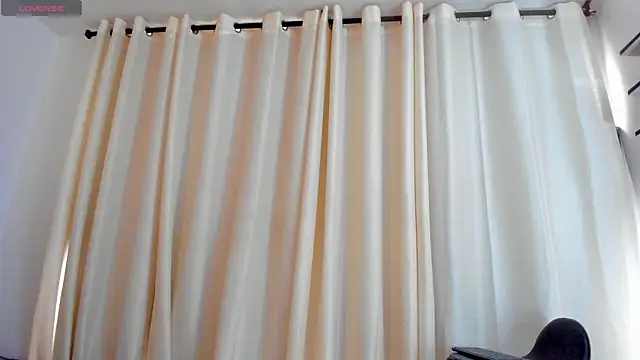 giana gill online show from March 21, 12:10 pm