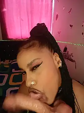 Snapshot of KAYLA_48_ chatting on June 4, 6:25 pm KAYLA 48 online show from June 4, 6:25 pm