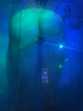 Snapshot of TiffanyCooper_ chatting on March 18, 8:45 pm TiffanyCooper online show from March 18, 8:45 pm