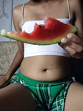 hot cute girl19 online show from May 19, 7:42 pm