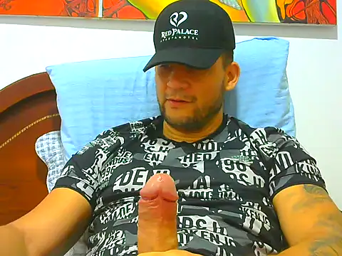 Snapshot of altenori chatting on March 24, 3:39 pm altenori online show from March 24, 3:39 pm