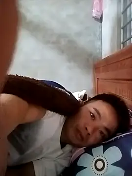 boy-pho- online show from March 22, 7:28 pm