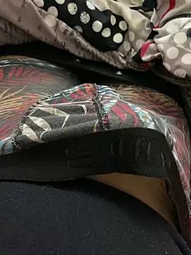 Snapshot of ab_douu chatting on March 19, 12:58 am ab douu online show from March 19, 12:58 am