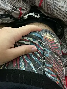 Snapshot of ab_douu chatting on March 20, 12:37 am ab douu online show from March 20, 12:37 am