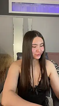 Snapshot of IceIcebabe_ chatting on March 19, 2:26 am IceIcebabe online show from March 19, 2:26 am