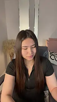 Snapshot of IceIcebabe_ chatting on March 21, 12:59 am IceIcebabe online show from March 21, 12:59 am