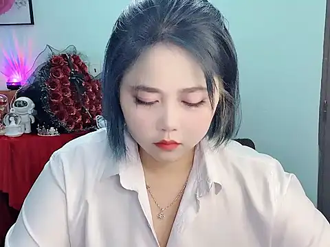 Snapshot of Nhanlu009 chatting on May 1, 10:31 am Nhanlu009 online show from May 1, 10:31 am