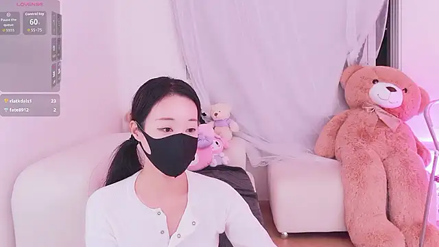 sexyjoy95 online show from May 6, 11:04 am