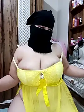 queen lily online show from May 31, 4:36 pm
