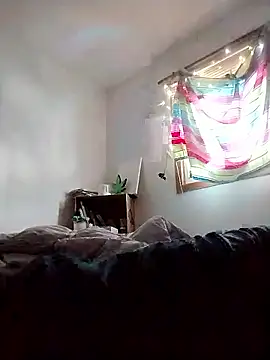 Snapshot of riotstarter187 chatting on March 18, 2:31 pm riotstarter187 online show from March 18, 2:31 pm