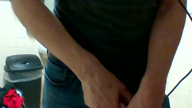 Snapshot of riotstarter187 chatting on March 23, 7:45 am riotstarter187 online show from March 23, 7:45 am